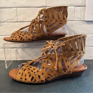 Jessica Simpson sz 7.5 chestnut suede cage sandals wedge